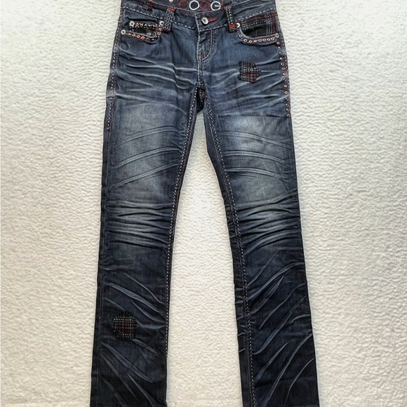 Coogi Sweater and jeans set - Picture 6 of 10